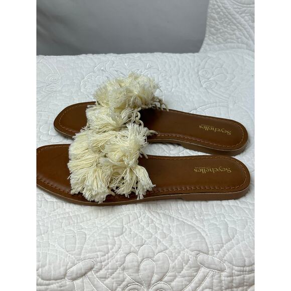 Seychelles Women's Size 7 White/Tan Slip on Fabric Pompom Flat Sandals Comfort - Picture 11 of 11